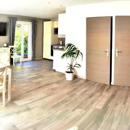 Vakantiehuis Maison Confortable A Avec Terrasse Privee La Ciotat