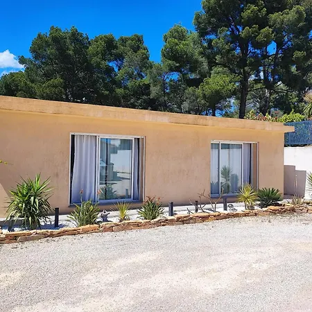 Vakantiehuis Maison Confortable A Avec Terrasse Privee La Ciotat